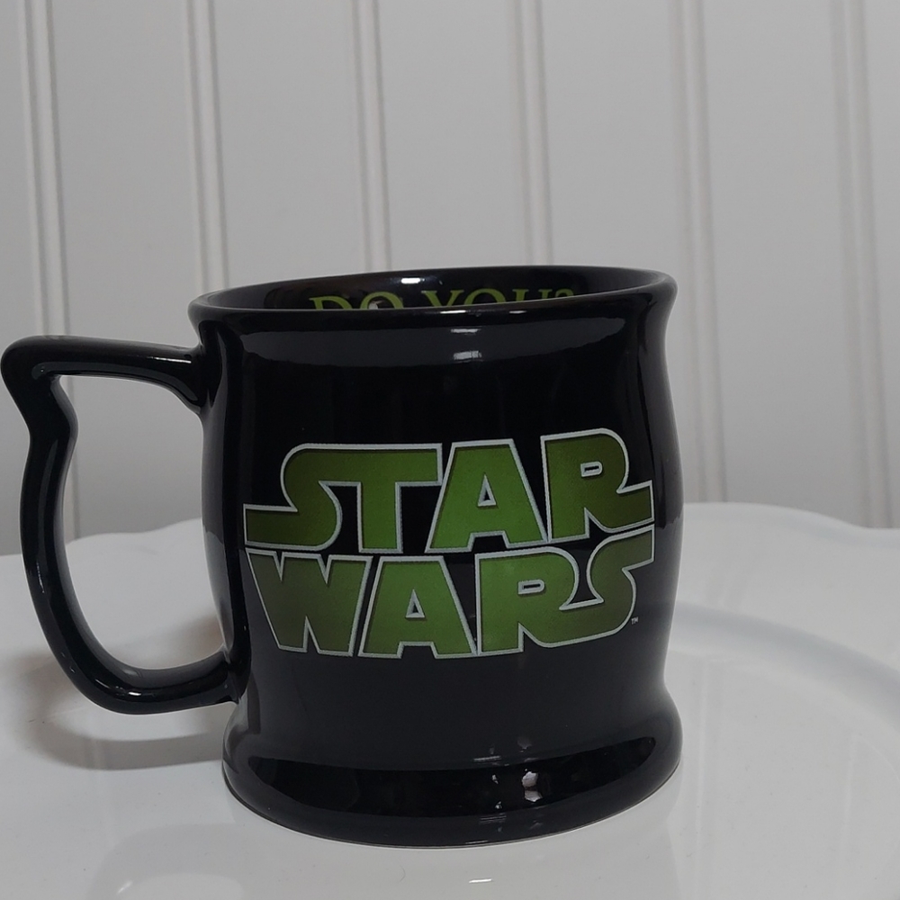 Star Wars Yoda coffee mug